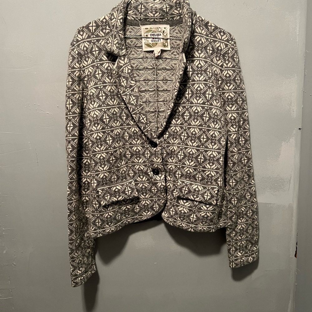 Chelsea & Violet Gray and White Patterned Knit Blazer - 78% Lambs Wool